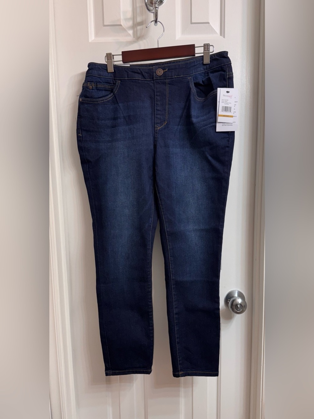 Skinnygirl Women’s Mid-Rise Crop Stretch Pull-On Navy Blue Jeans, Size 30T/10T
